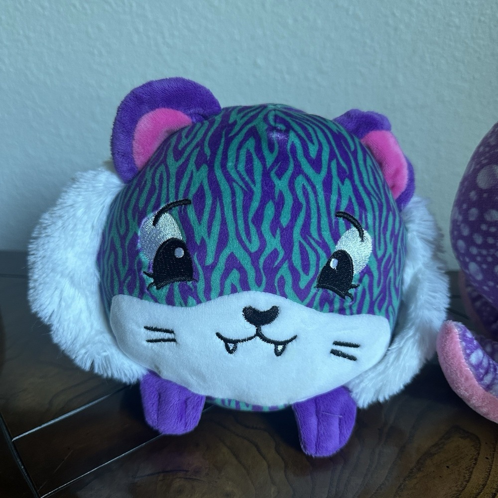 Ty Beanie Boo Legs the Purple Octopus and Pikmi Pops Jungle the Tiger Plush - Picture 2 of 15